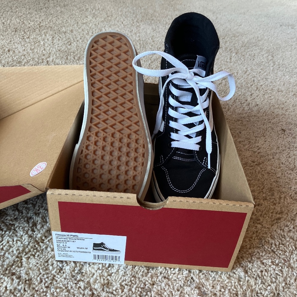 NIB HI platform Vans